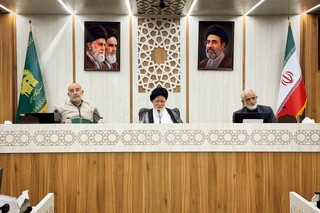 آیت‌الله علم‌الهدی: مقام معظم رهبری همزمان جنگ و دیپلماسی را مدیریت می‌کنند