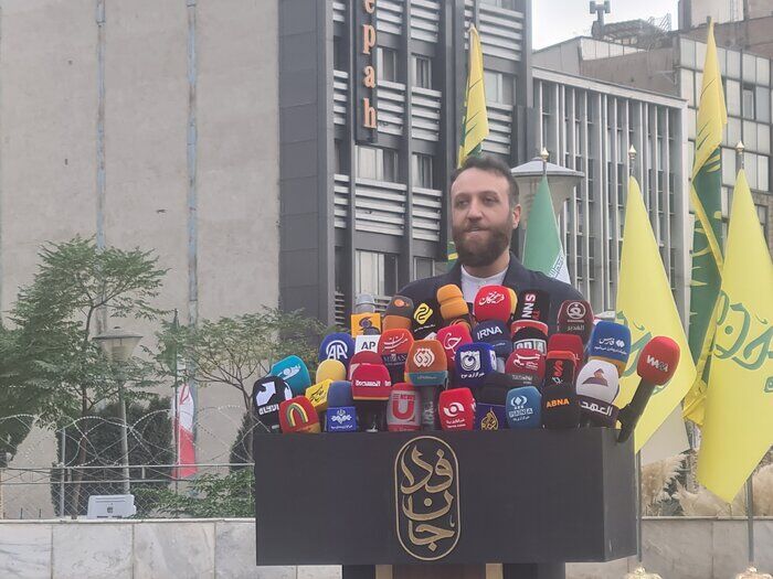 سخنگوی پویش ملی جانفدا: آموزش‌های نظامی پویش جان‌فدا آغاز شد/ ثبت‌نام ۱۰ هزار نیروی مردمی امداد و نجات