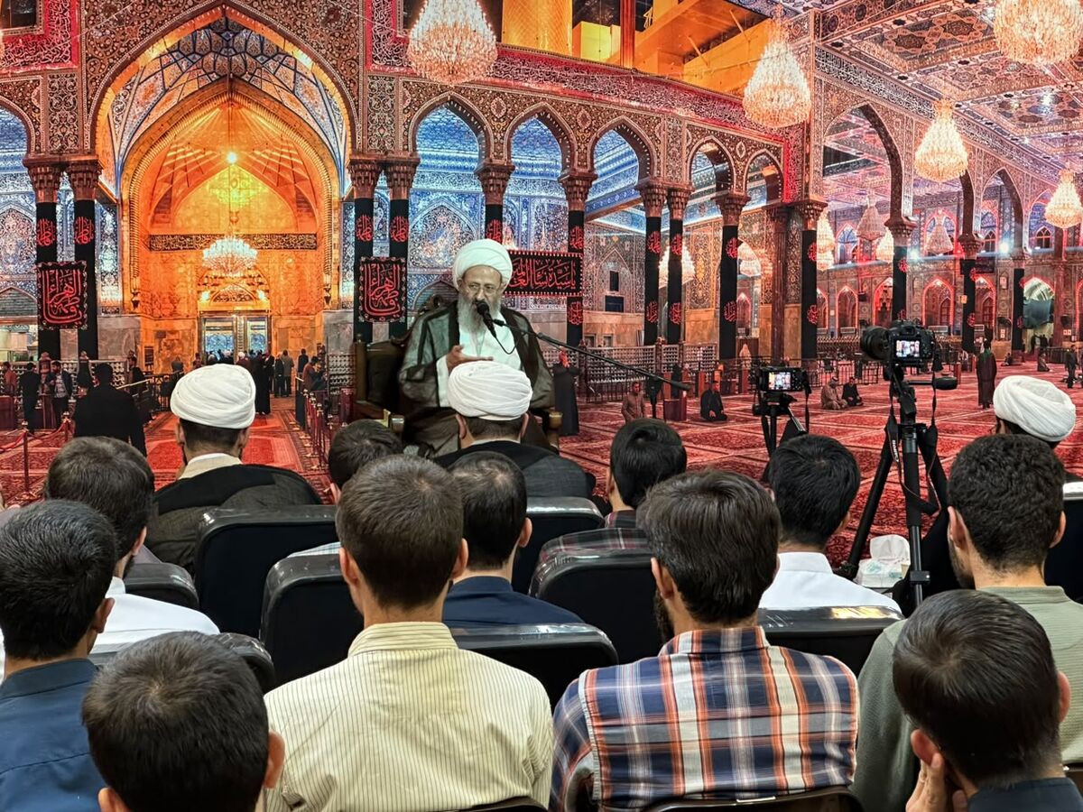 آیت‌ الله فقیهی: حوزه‌های علمیه باید سیره‌ی تقوامدارانه و زاهدانه علمای سلف را الگوی خویش قرار دهند