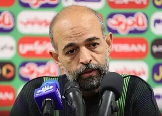 سرمربی تیم فوتبال سپاهان: بازی آسانی در لیگ وجود ندارد؛ برای برد مقابل فجر باید متمرکز باشیم