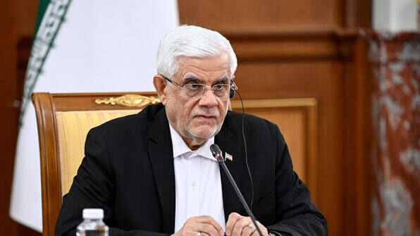 معاون اول رئیس جمهور: امروز اقتصاد اولویت نخست کشور است/ اصلاح را باید از خودمان آغاز کنیم