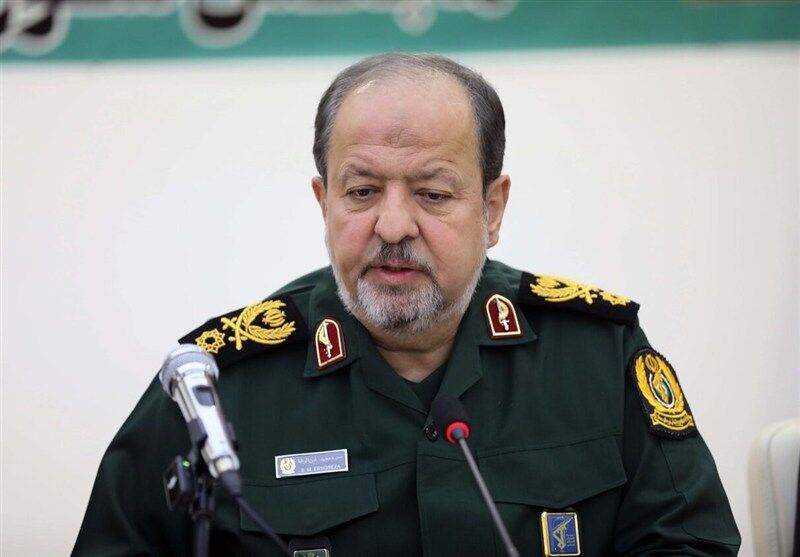 ابن‌الرضا خطاب به آمریکایی‌ها: فاصله شما با ما را موشک‌های ما تعیین می‌کند