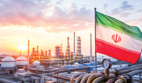 تحلیل کارشناسی سناریوهای واشنگتن در جنگ نفت در گفت‌وگو با مرتضی عالی‌پور؛ شکست در انزوای نفتی ایران