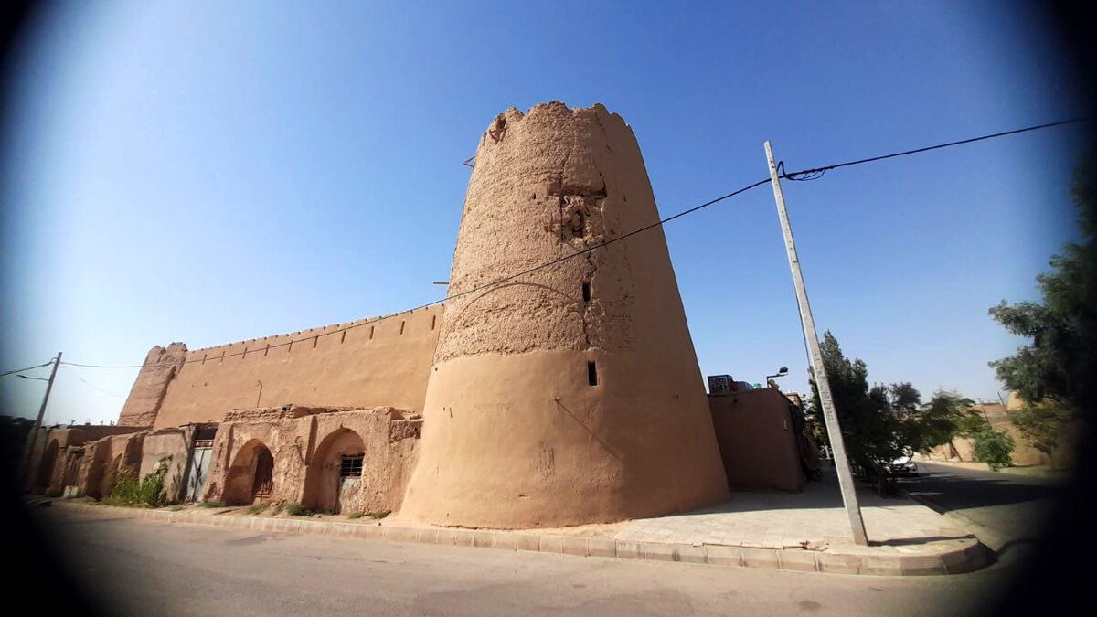 یک روز صرف تماشای آب و ارگ و تاریخ و تصوف، در گوشه جنوب شرقی/ سفرنامه سنگان