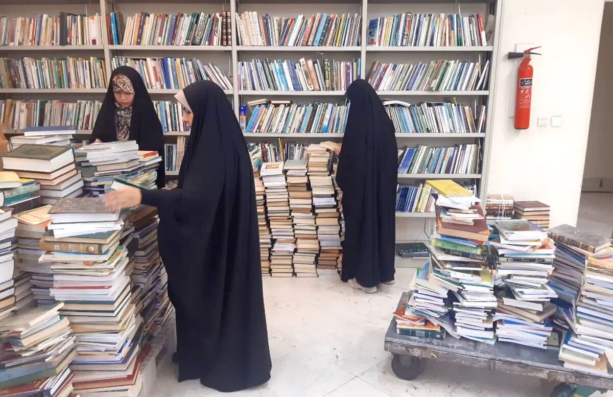 ارسال ۵۴ هزار و ۶۸۰ نسخه کتاب چاپی توسط کتابخانه رضوی به ۴۱ مرکز
