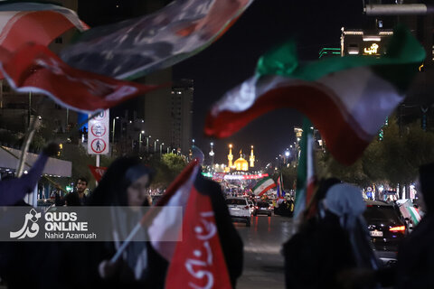گزارش تصویری | زنجیره انسانی پرچمداران ایران از شمال تا جنوب مشهد