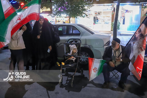 گزارش تصویری | زنجیره انسانی پرچمداران ایران از شمال تا جنوب مشهد