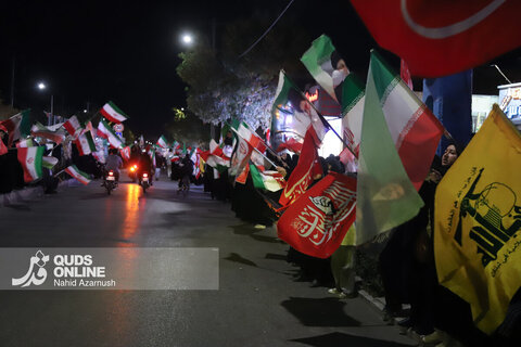 گزارش تصویری | زنجیره انسانی پرچمداران ایران از شمال تا جنوب مشهد