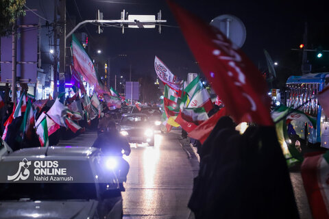 گزارش تصویری | زنجیره انسانی پرچمداران ایران از شمال تا جنوب مشهد