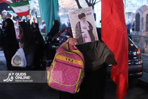 گزارش تصویری | زنجیره انسانی پرچمداران ایران از شمال تا جنوب مشهد