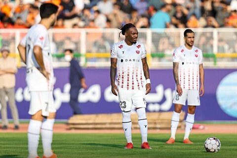 پرسپولیس با پیروزی بر قعرنشین صدرنشین ماند؛ سرخپوشان به ۲۰ رسیدند