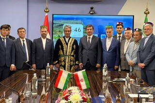 دعوت استاندار خراسان رضوی از دانشگاه‌های تاجیکستان برای تبادل دانشجو