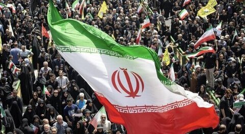 افسر سابق گارد پهلوی: مقاومت ایران واقعاً خارق‌العاده بود