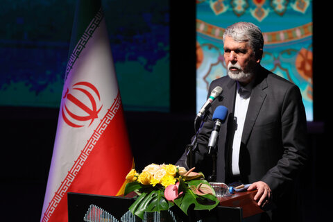 وزیر فرهنگ: سینمای کوتاه دریچه ورود و دیدن نقاط مختلف است