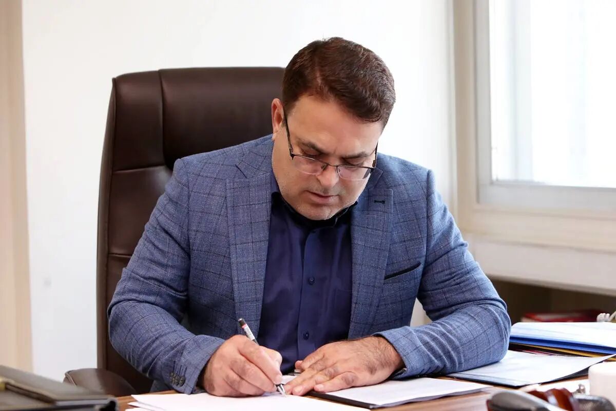 «با کتاب گفت‌وگو کنیم» شعار سی‌وچهارمین هفته کتاب جمهوری اسلامی ایران است