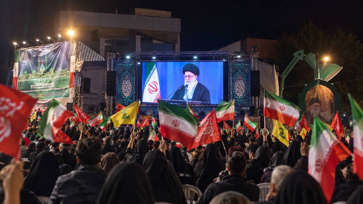 تجدید میثاق مشهدی‌ها با آرمان‌های مقاومت و رهبر شهید در شام شهادت حضرت زهرا (س)