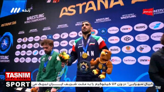 فیلم | اهدای مدال طلای دانیال سهرابی و اهتزاز پرچم ایران