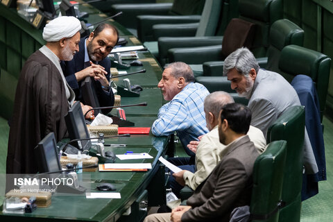 عکس | صحن علنی مجلس - ۵ آبان