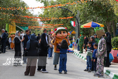 گزارش تصویری | جشنواره رنگ و طعم پاییزی در باغ مشهد